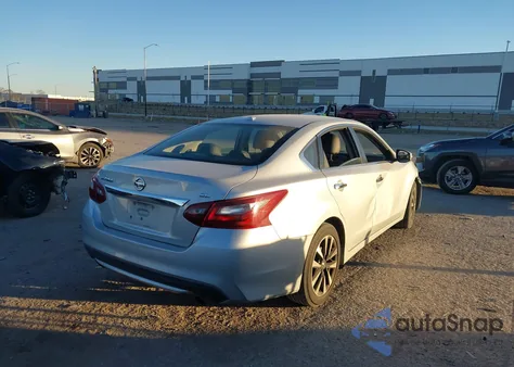 2018 Nissan Altima 2.5 Sl z USA, uszkodzony, nr VIN 1N4AL3AP1JC212730